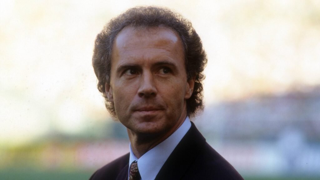 Franz Beckenbauer Età: